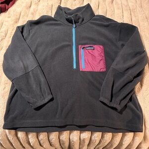 Patagonia Women’s Sweater Size XL